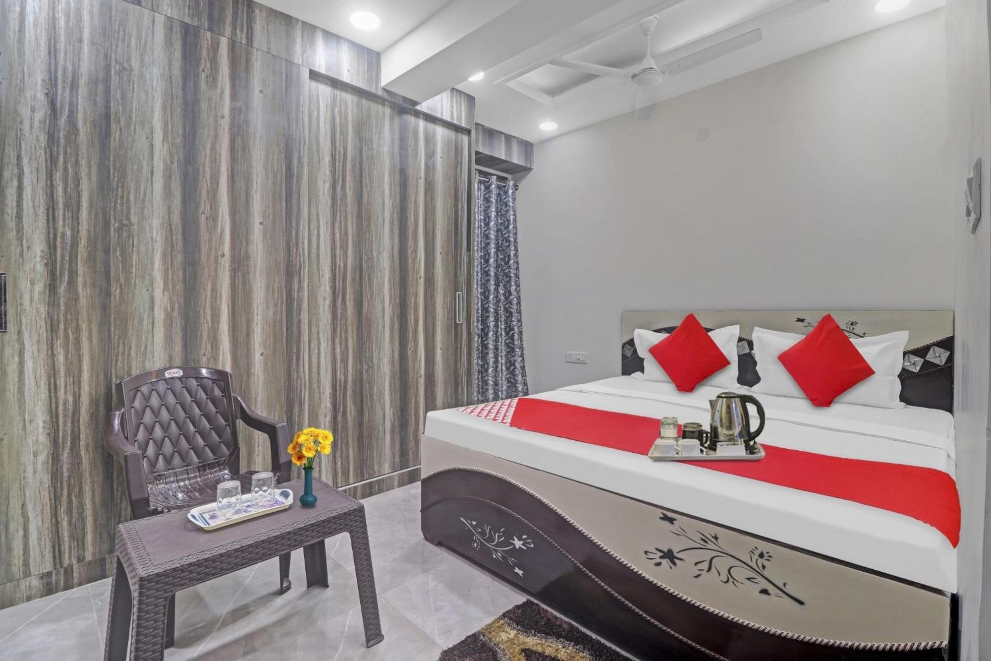 Hotel O Amazing Guest House New Delhi Exterior photo