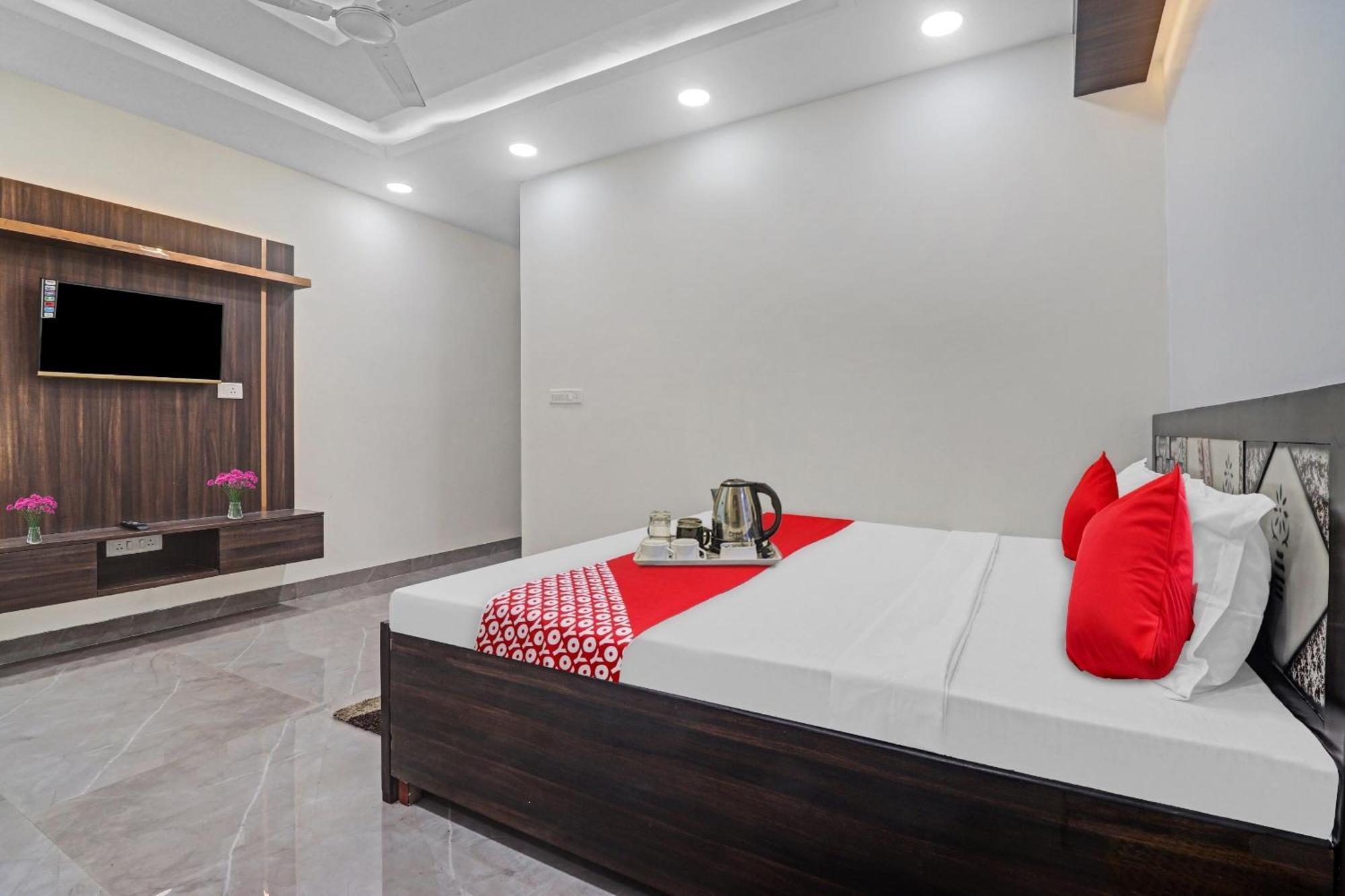 Hotel O Amazing Guest House New Delhi Exterior photo